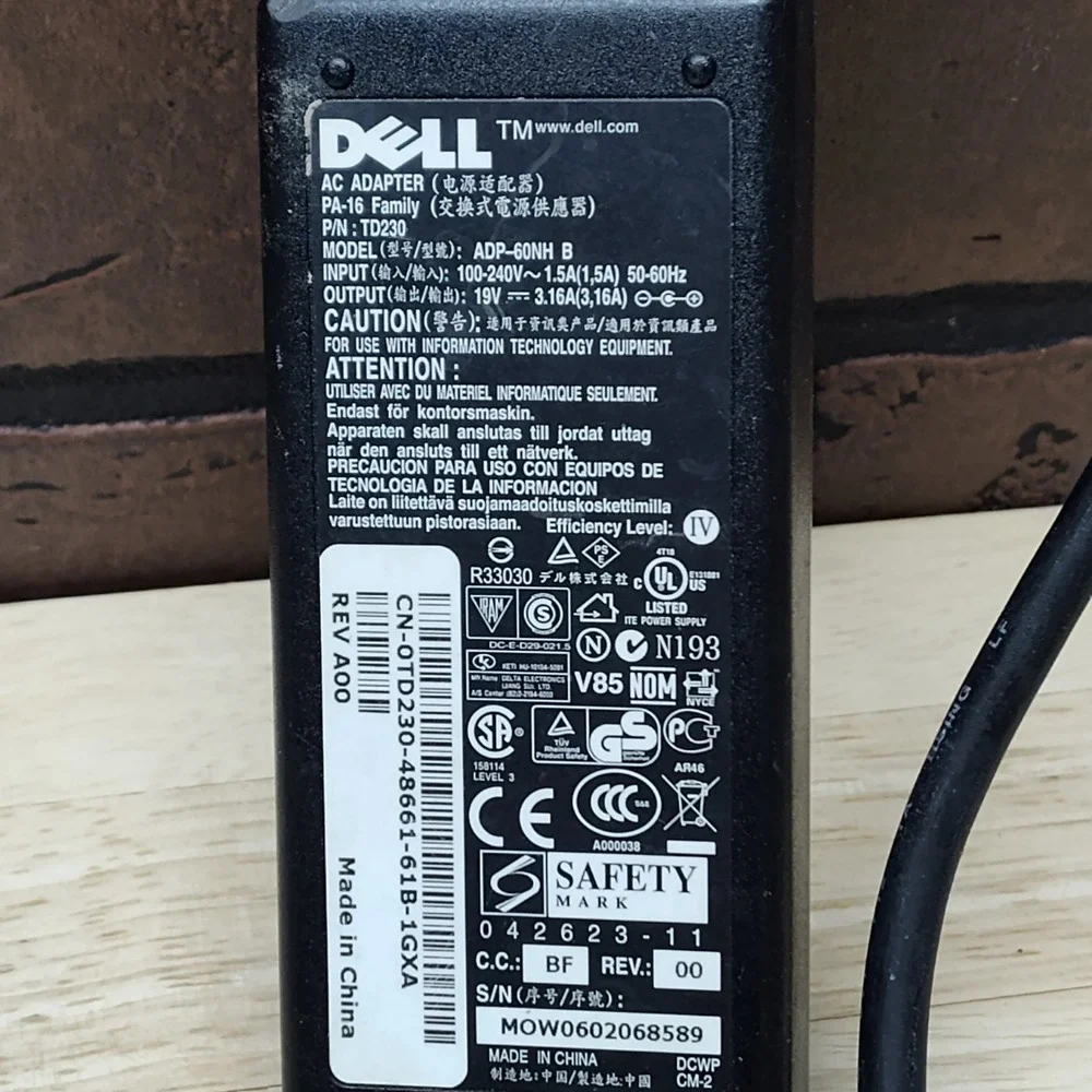 Dell AC Adapter, Model ADP-60NH B Tested and Working